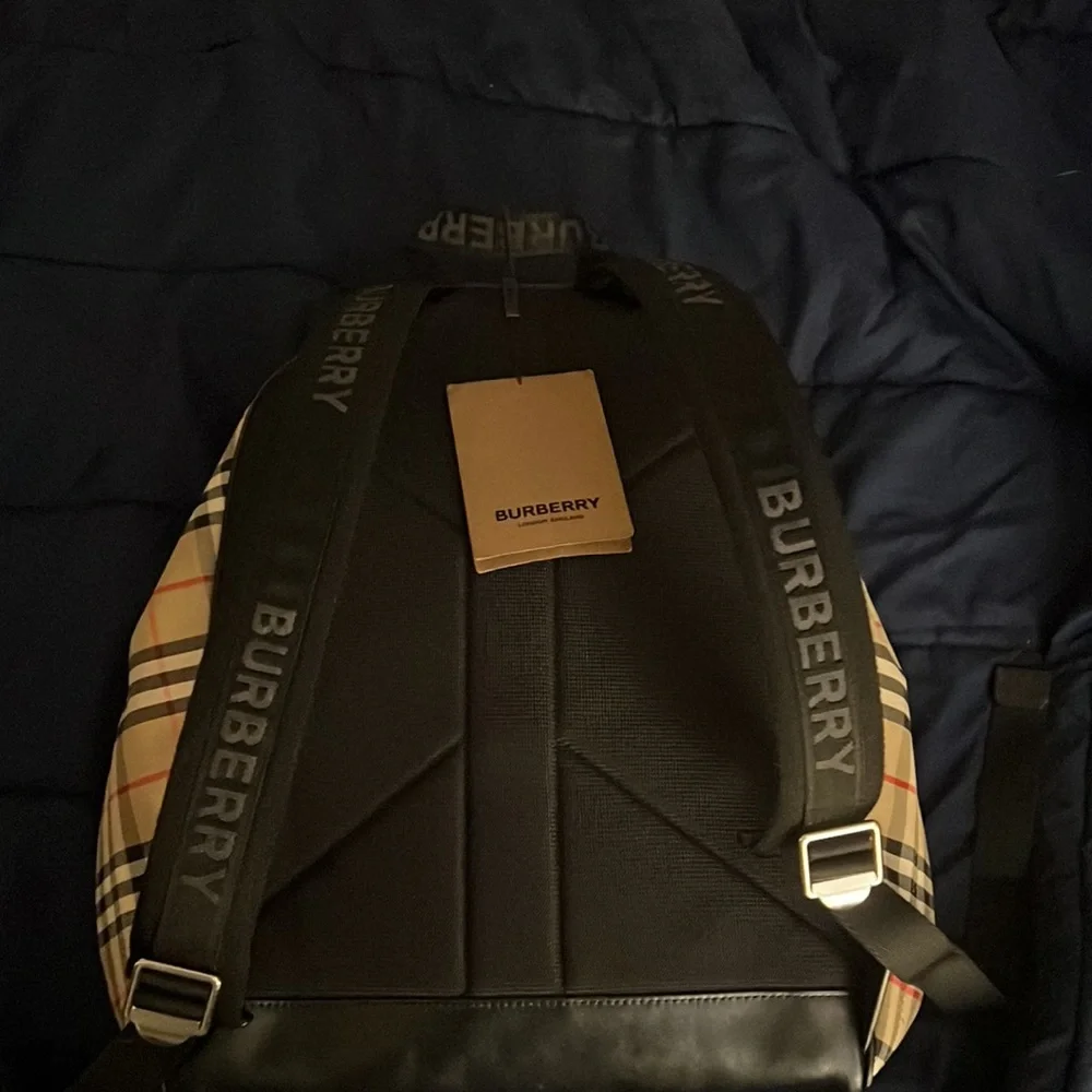 Burberry backpack - Picture 2 of 5